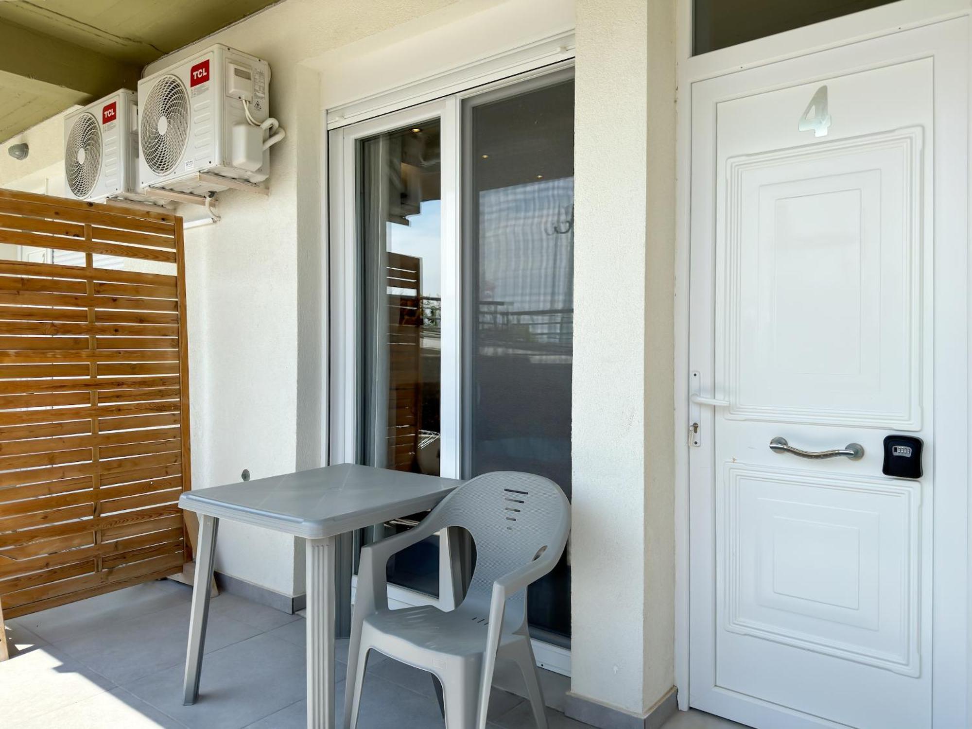 Blue Horizon 6 Apartment Nea Kallikrateia Luaran gambar