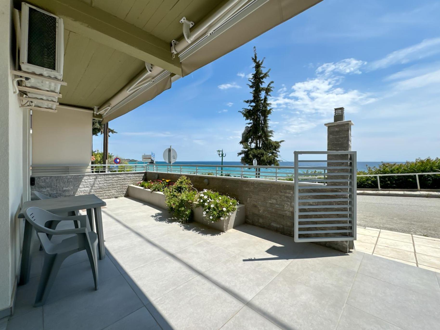 Blue Horizon 6 Apartment Nea Kallikrateia Luaran gambar